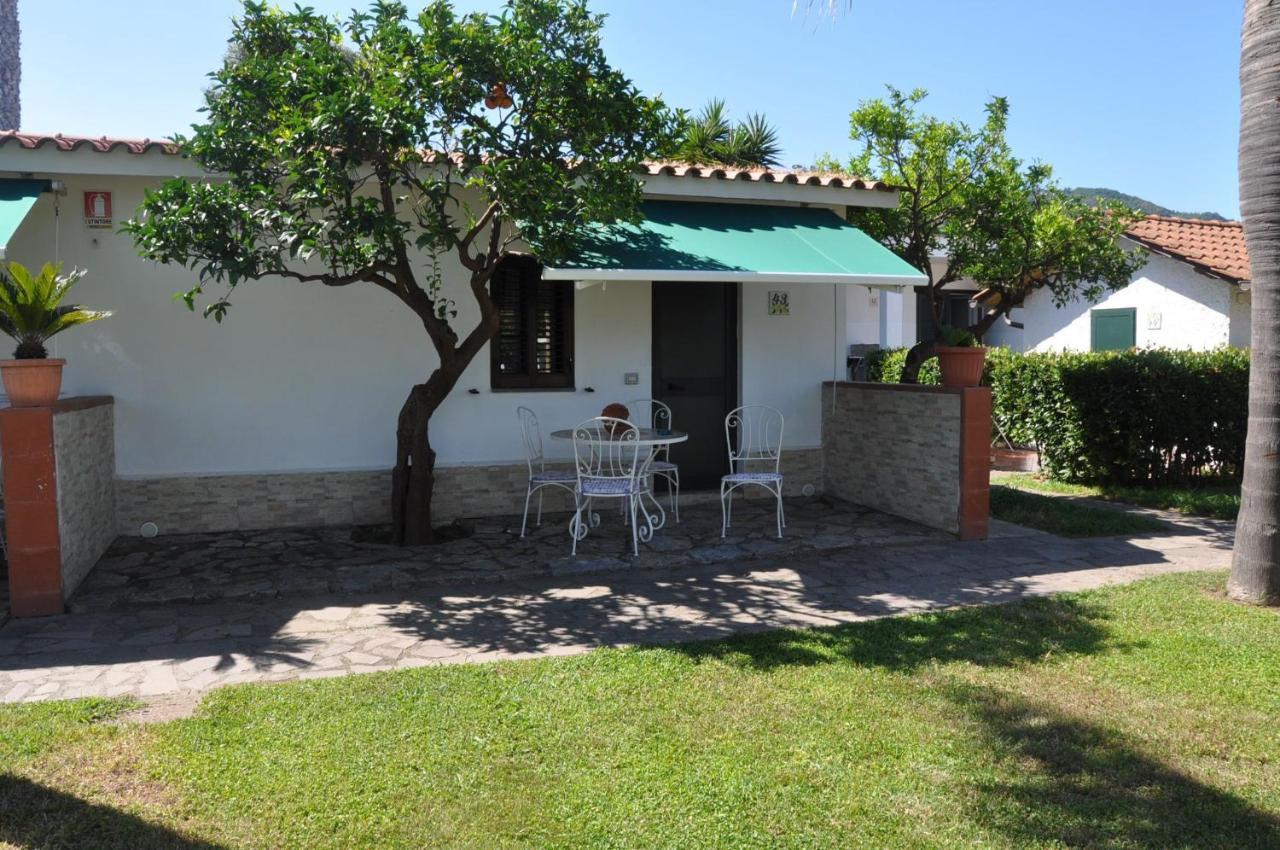 Esperidi Resort Sorrent Exterior foto