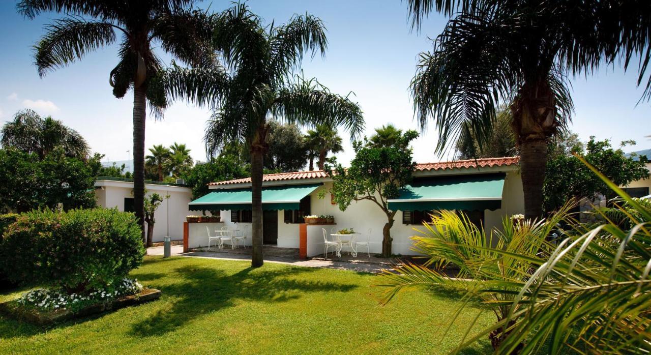 Esperidi Resort Sorrent Exterior foto